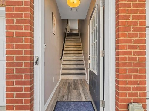 3844 Thayer Trce, Duluth GA  30096-8023 exterior