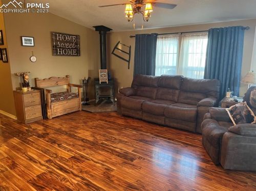 21968 Landrum Pl, Calhan, CO 80808-7514