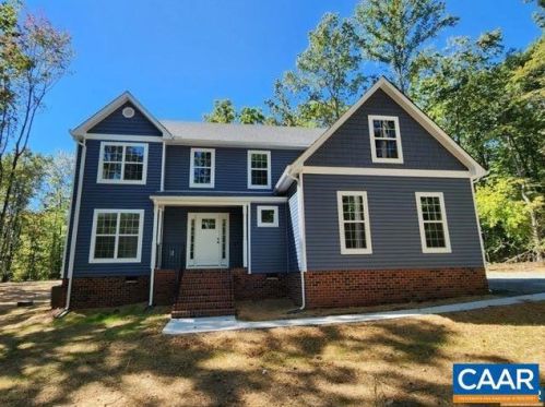 334 Forest Glen Ln, Bybee, VA 22963-5195