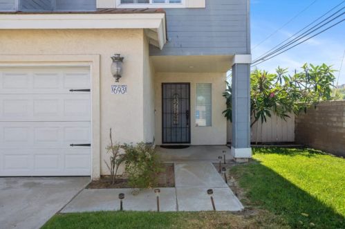 693 Benton Pl, El Cajon, CA 92020-6660