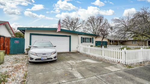 1431 Marshall Rd, Vacaville, CA 95687-5521