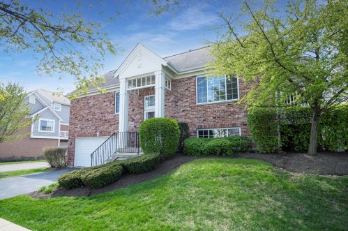 13937 John Humphrey Dr, Orland Park, IL 60462-2079