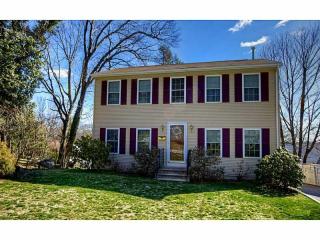 166 Whiting St, Cranston, RI 02920-4026