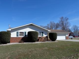 302 15th St, Casey, IL 62420-2156