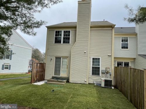 15034 Shamrock Ridge Rd, Silver Spring MD 20906-6107 exterior