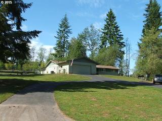 69804 Walker Rd, Rainier, OR 97048-4010