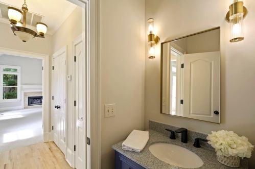 110 Hemmingwood Way, Atlanta GA  30350-4331 exterior