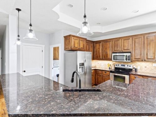 201 Bluebonnet Ct, Fort Worth TX  76035-5861 exterior