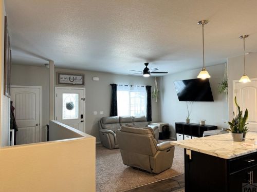 2412 Cruz Ct, Pueblo CO  81003 exterior