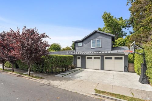 5 Amicita Ave, Mill Valley, CA 94941-2166