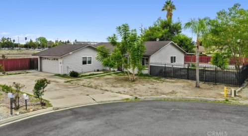 1766 Carrie St, San Jacinto, CA 92583-2316
