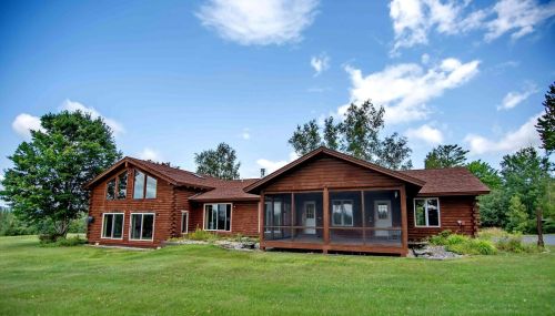 130 Colby Rd, Carroll, NH 03598-3407