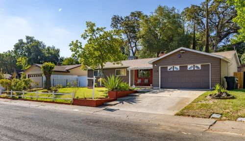 8928 Custer Ave, Citrus Heights, CA 95662-4614