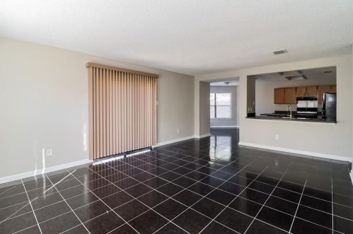 1305 Carberry St, Cedar Hill TX  75104-8132 exterior