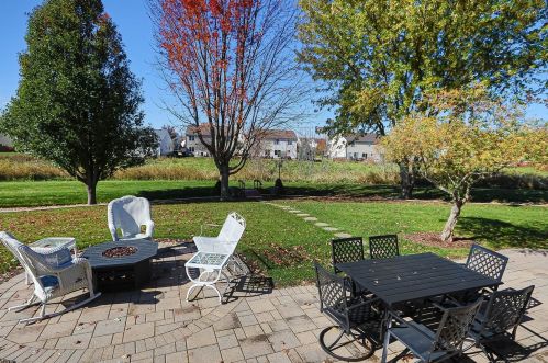 840 Shelter Island Ln, Pingree Grove IL  60140-9163 exterior
