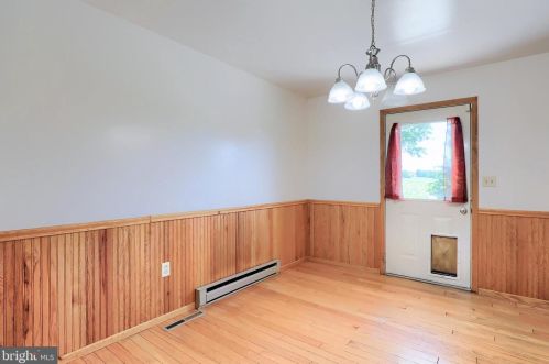 3077 Todd Ln, Lancaster PA  17601-1350 exterior