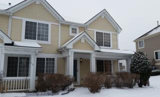 645 Lincoln Station Dr, Oswego IL  60543-8139 exterior