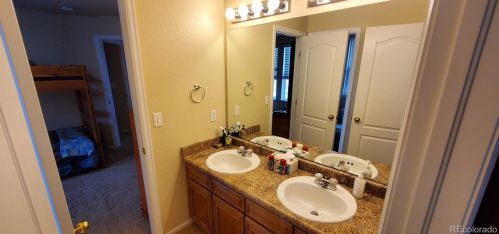 3348 Nepal Way, Aurora CO 80013-9019 exterior