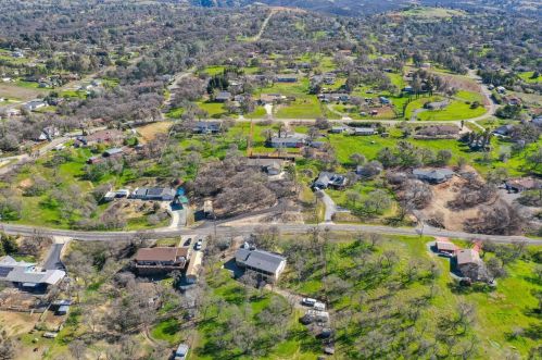 8395 Owens Way, Valley Springs, CA 95252-9131