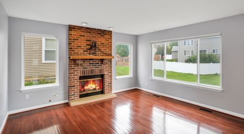 841 Tamarac Dr, Carol Stream IL  60188-4427 exterior