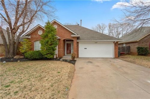 1117 Lambeth Dr, Edmond, OK 73003-6158