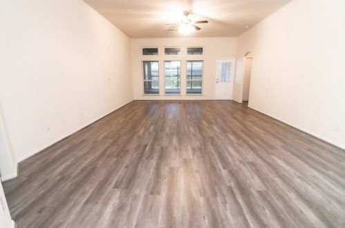 3015 Fern Brook Ln, Richmond TX  77471-3287 exterior