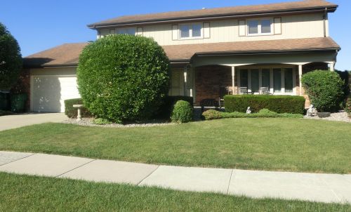 14031 Thomas Dr, Orland Park, IL 60462-2038