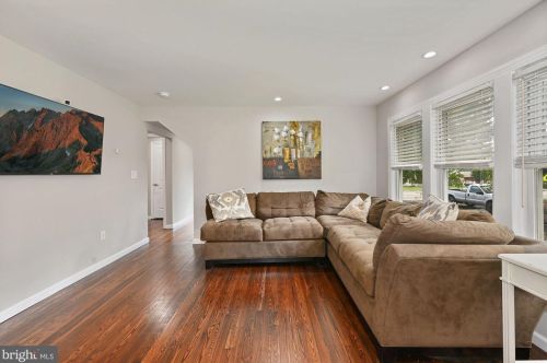 505 Mount Laurel Rd, Mount Laurel NJ  08054-9554 exterior