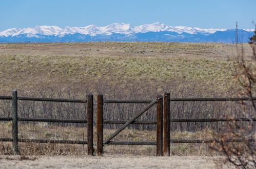 2365 Elkhorn Rnch St, Parker CO 80138-4229 exterior