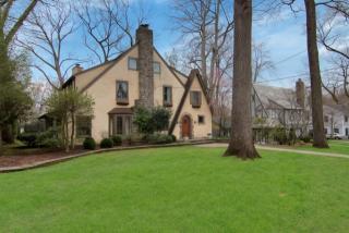 134 Woodland Ave, Ridgewood, NJ 07450-3024