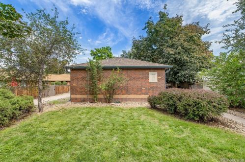 2920 Milwaukee St, Denver, CO 80205-4824