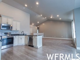 6537 Hvn Maple Dr, Taylorsville UT 84081-4162 exterior