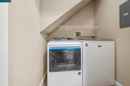 1002 Pinehurst Ct, Concord CA  94521-4532 exterior