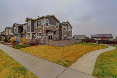 24817 Calhoun Pl, Aurora, CO 80016-2526