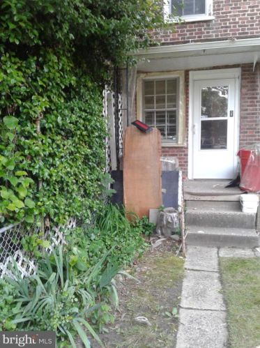 1668 Minnesota Rd, Camden NJ  08104-3137 exterior