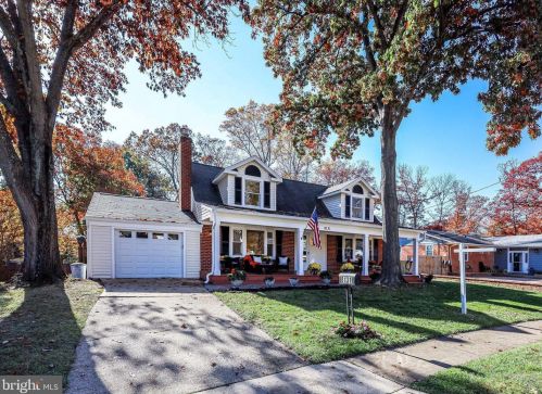 8131 Edmonton Ct, Springfield, VA 22152-3329