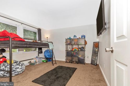 47 Pheasant Ridge Rd, Hanover PA  17331-9470 exterior