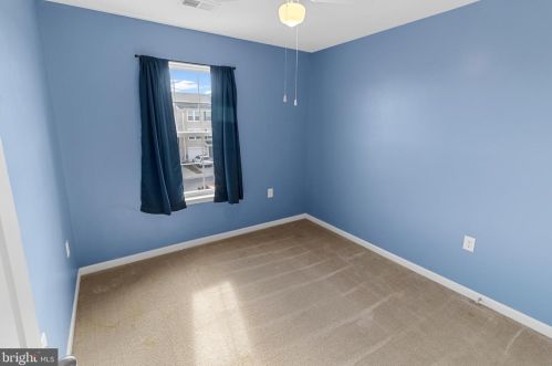 22 Appalachian Ct, Falling Waters WV  25419-1169 exterior