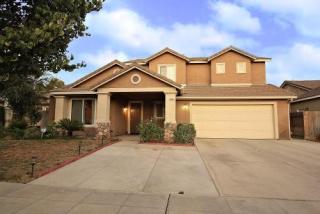 1267 Karen Ave, Fresno, CA 93727-5260