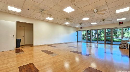 1450 Young St, Honolulu HI  96814-1864 exterior