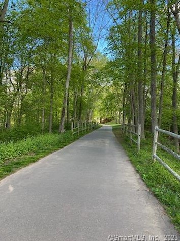38 Trolley Crossing Ln, Middletown CT  06457-5841 exterior