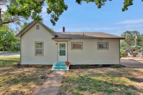 528 4th Ave, Cheney, KS 67025-9204