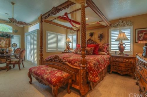 16122 Ponderosa Ln, Riverside CA  92504-6155 exterior