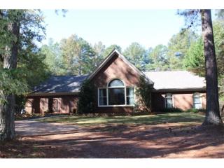 328 Buck Trl, Hoschton, GA 30548-2107