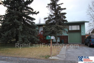 2906 Lily St, Anchorage, AK 99508-4731