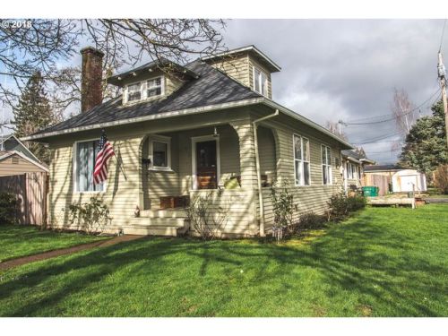 915 5 St, Newberg OR  97132-3501 exterior