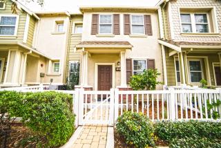 418 Rock Ave, Fremont, CA 94536-2689