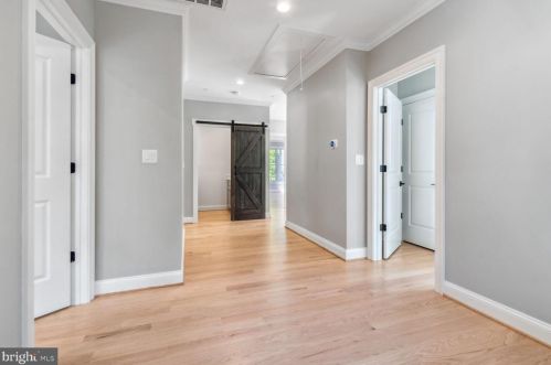 9111 Sligo Crk Pkwy, Silver Spring MD 20901-3361 exterior