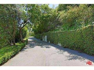 10230 Sunset Blvd, Los Angeles CA  90077-3617 exterior