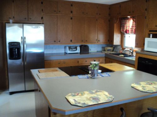 107 Broadway St, Starbuck, MN 56381-9729